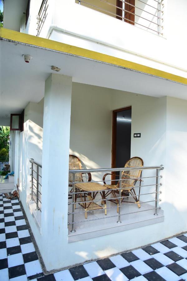 Appartamento Devi Kripa Residency Varkala Esterno foto