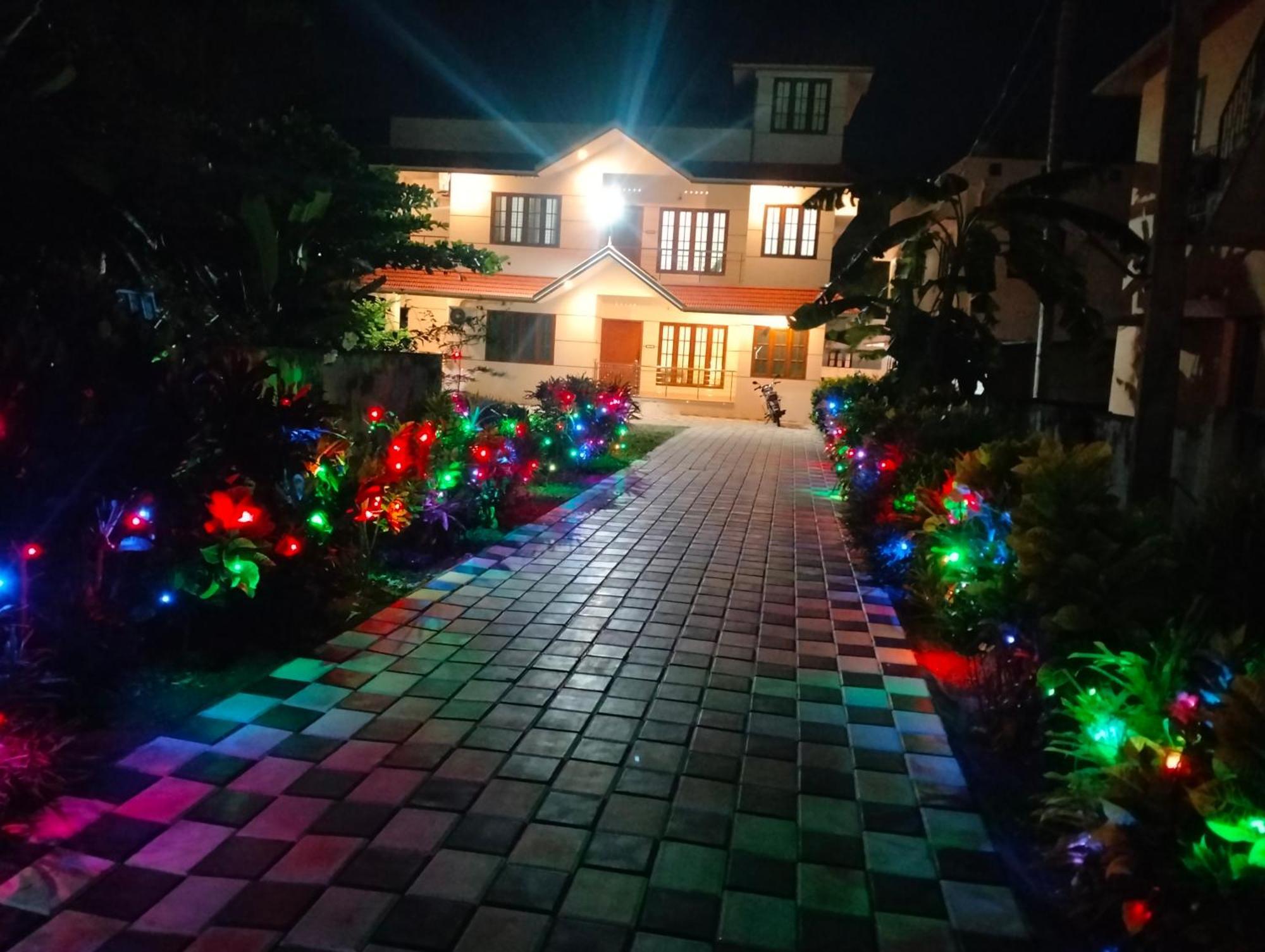 Appartamento Devi Kripa Residency Varkala Esterno foto